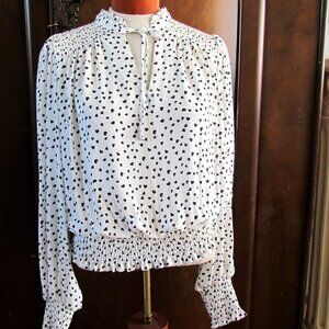 RACHEL ZOE B&W HEART DOTTED BLOUSE, M, SHIRRED SHOULDERS & CUFFS, BUBBLE STYLE